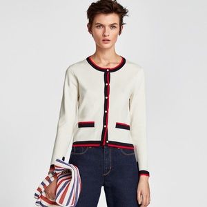 ZARA Sweater with contrasting pearls Size S